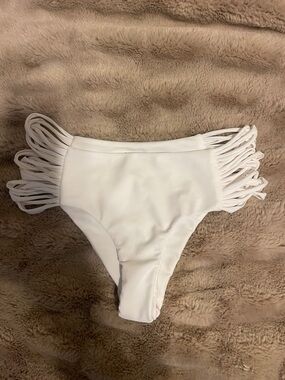 Mikoh White Strappy Side Bikini Bottoms size small
